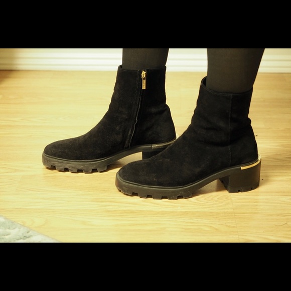 Jimmy Choo Cruz Flat Bootie QS0 - 202 - Picture 2 of 8